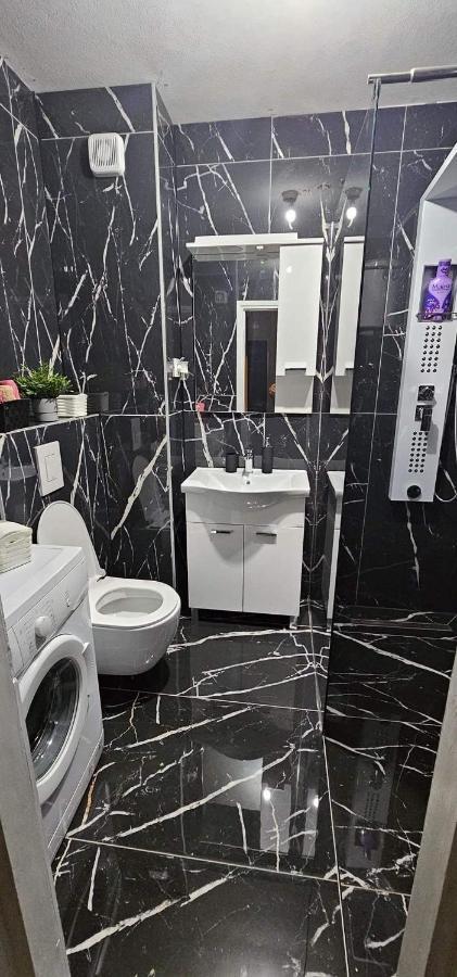Apartmán Stan Na Dan Kozarska Dubica Bosanska Dubica Exteriér fotografie