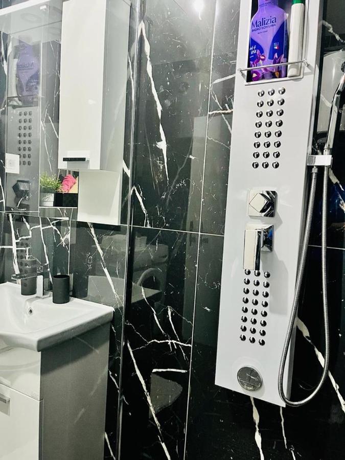 Apartmán Stan Na Dan Kozarska Dubica Bosanska Dubica Exteriér fotografie